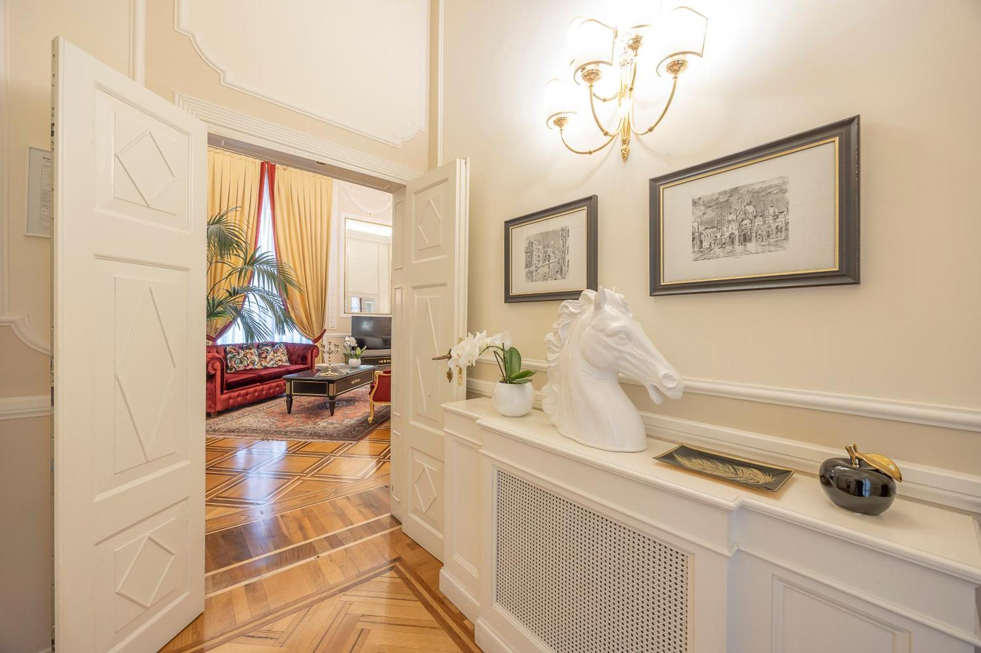 Palazzo Monga Boutique Guesthouse Verona Ngoại thất bức ảnh
